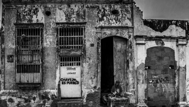 maracaibo, venezuela, building, old, architecture, black and white, sky, city, cities, urban, nature, blight, woman, shopping cart, gray sky, gray city, gray shopping, gray building, gray shop